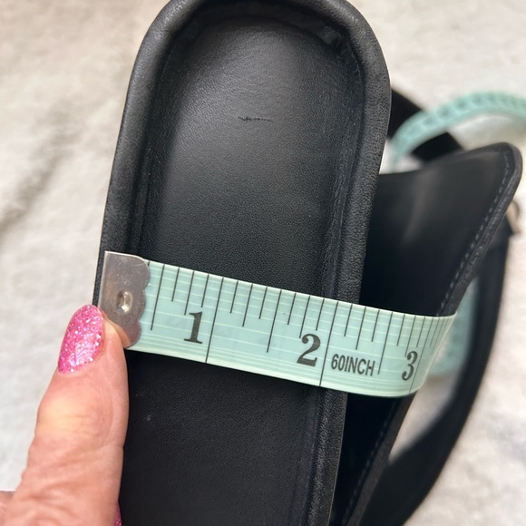 EUC / Coach Black Leather Messenger Bag - Picture 12 of 14